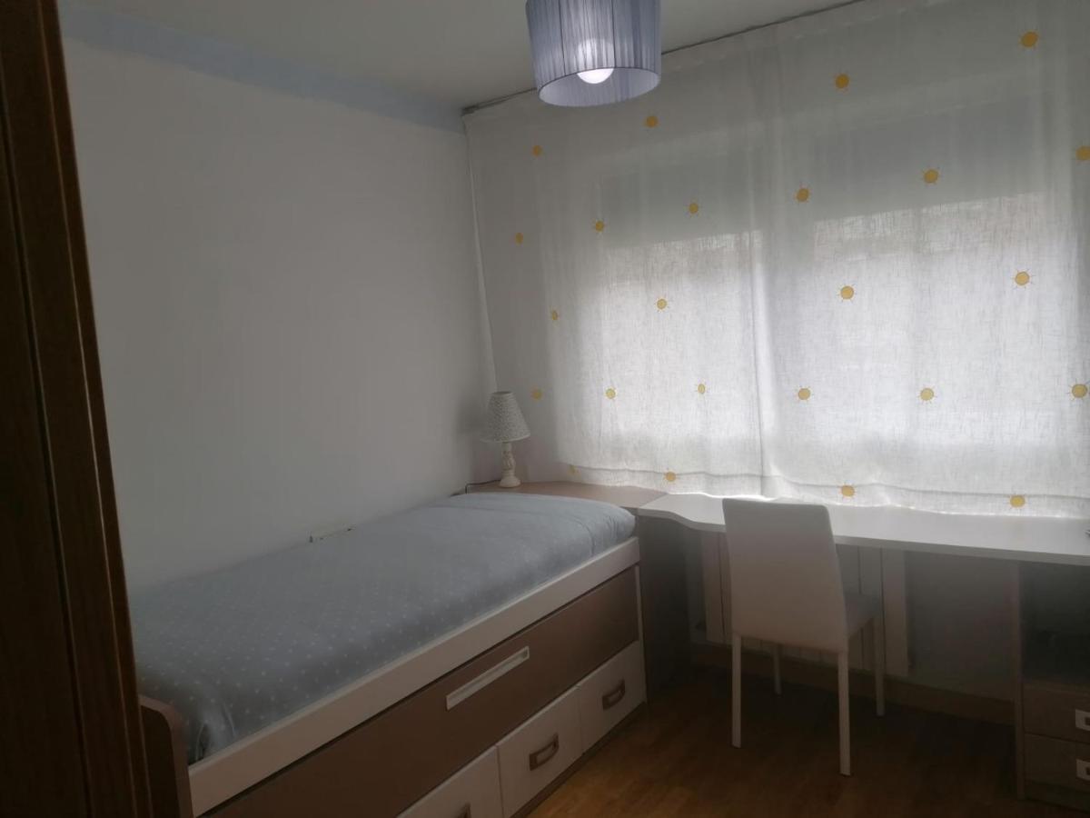 Apartamento Praga Vitoria-Gasteiz Zewnętrze zdjęcie